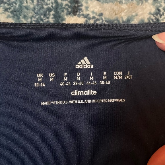 🔴adidas 4 inch shorts - Picture 2 of 3